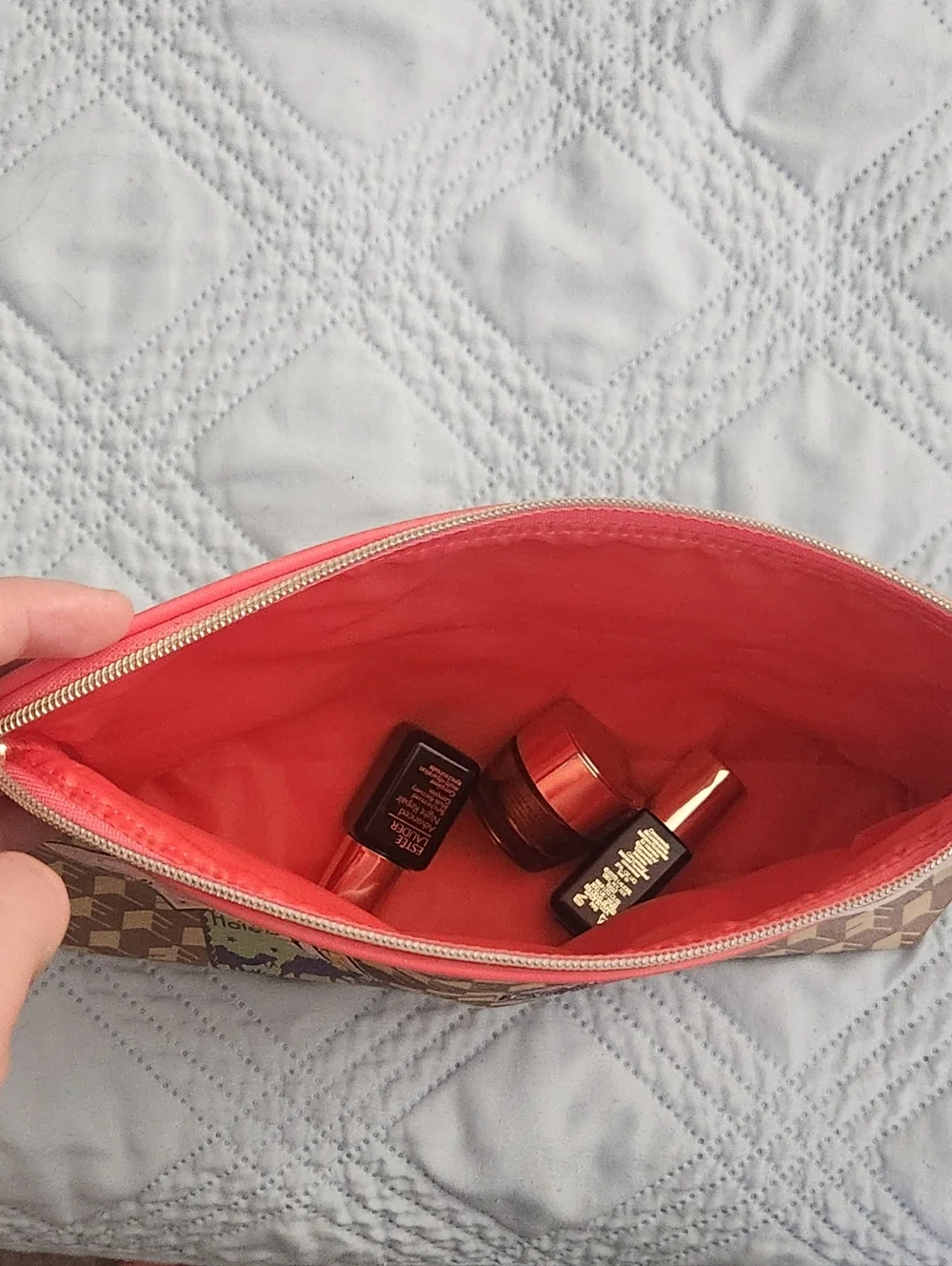 NEW Estée Lauder Travel Skincare Bundle + Estee Lauder Makeup Pouch - Picture 4 of 4